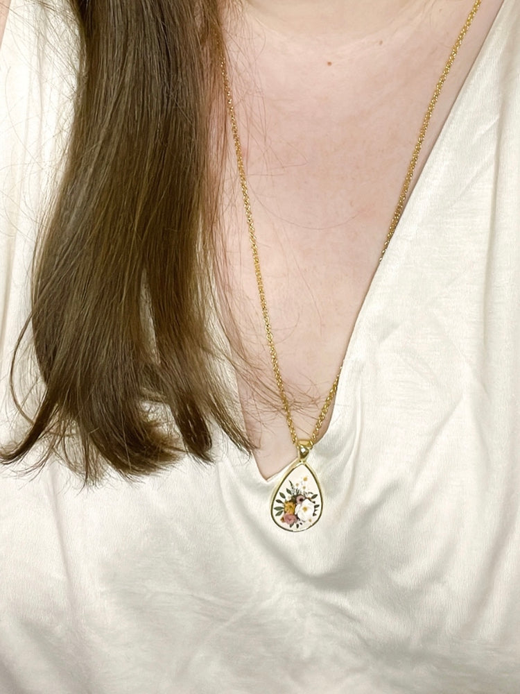 Teardrop Spring Bouquet Necklace | Pendant Series