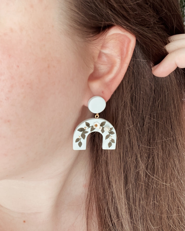 Blue Arch Wreath Earrings
