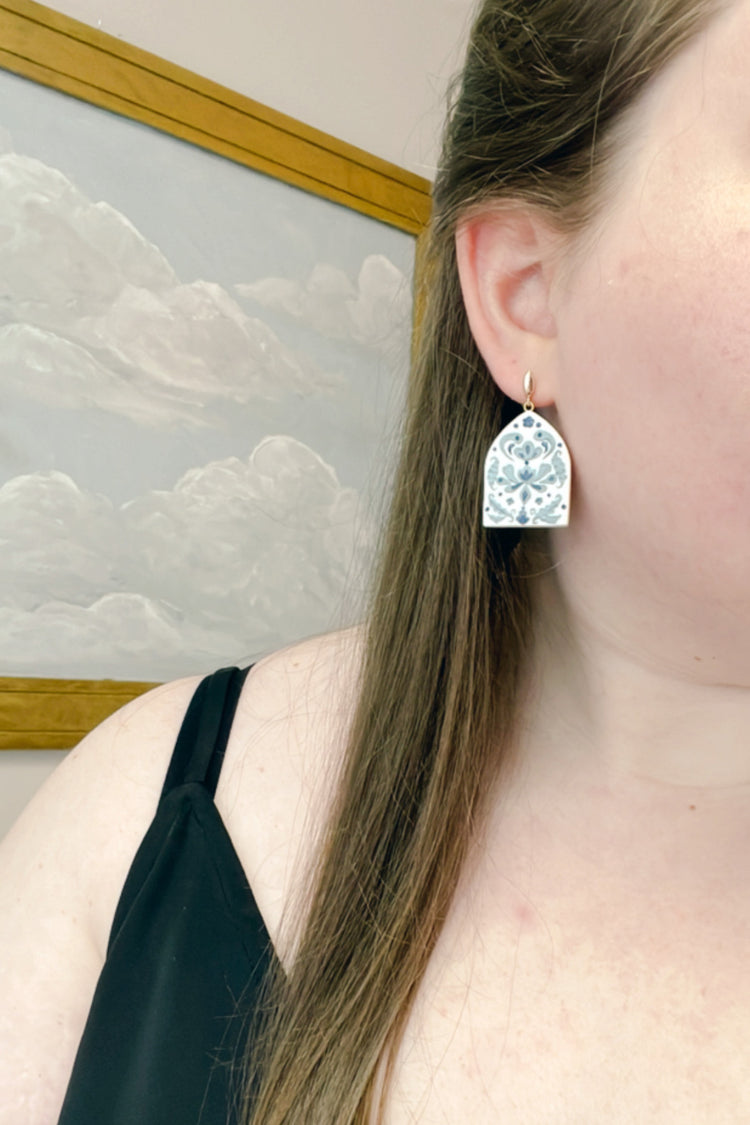 Blue Willow Earrings 01