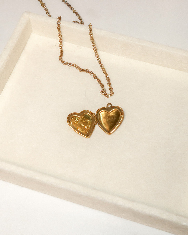 Ornate Heart Locket | Custom Bouquet Spot