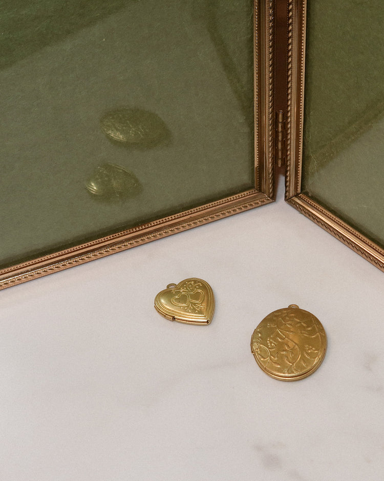 Ornate Heart Locket | Custom Bouquet Spot