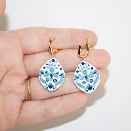 Blue Willow Earrings 02