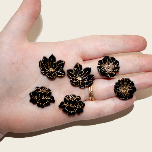 Mid-Size Floral Stud Set