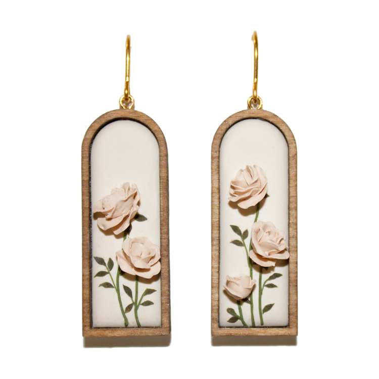 29 | Framed Rose Garden | Long Arch