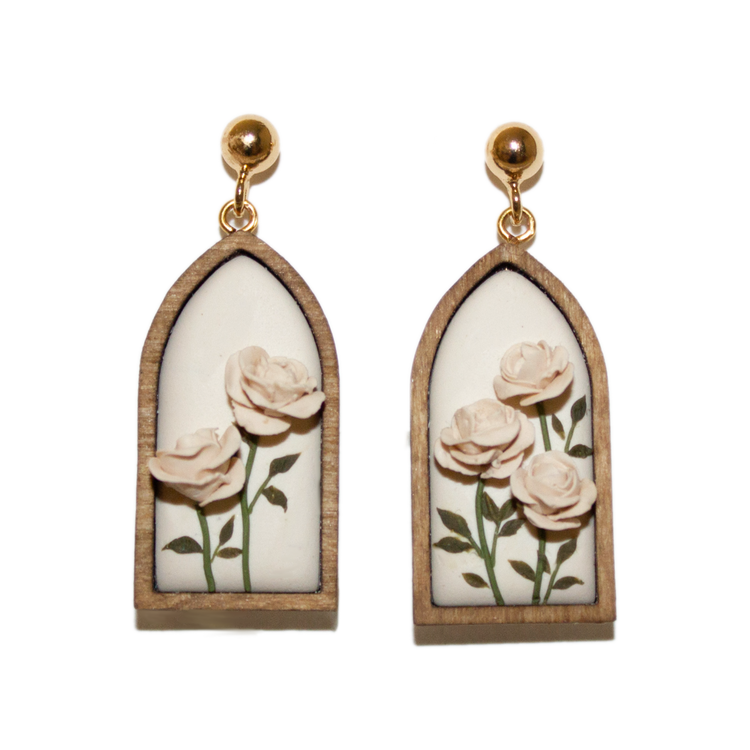 31 | Framed Rose Garden | Small Cathedral Arch