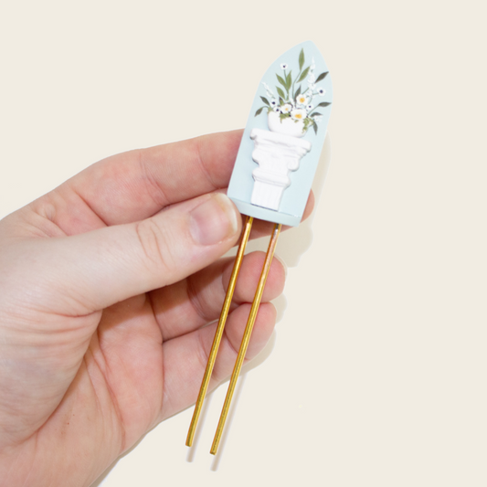 Grecian Floral Arrangement | Plant Stakes