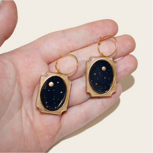 Looking Glass Earrings | Textured Square Frame
