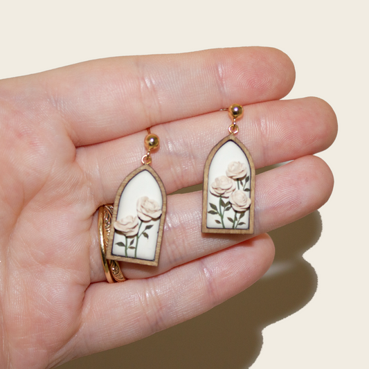 31 | Framed Rose Garden | Small Cathedral Arch
