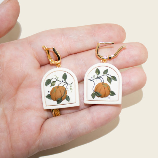 07- Pumpkin Patch Earrings | Cream