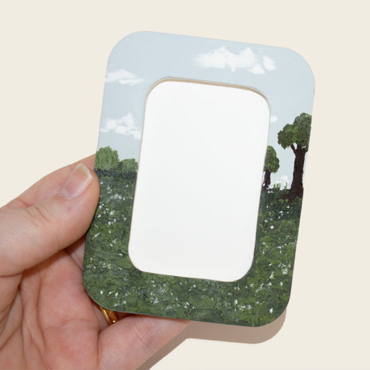 Floral Meadow Picture Frame | Adventurer Series