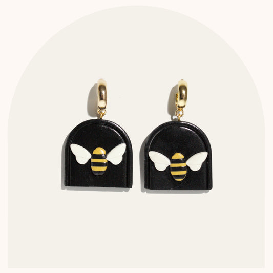 Little Bees | Framed Arch