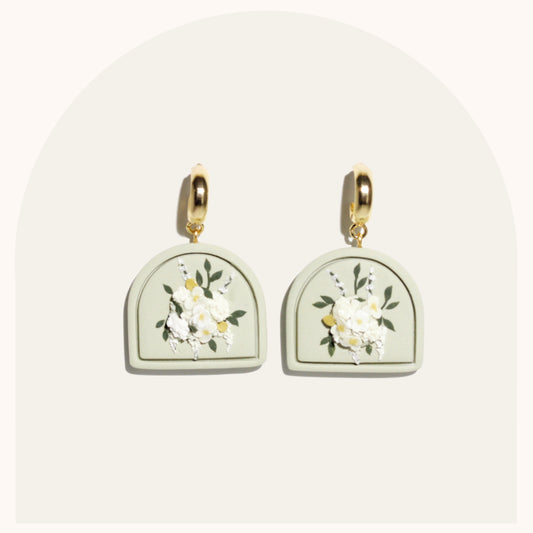 Sage Bouquet | Framed Arch