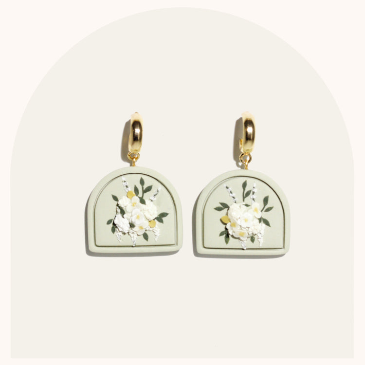 Sage Bouquet | Framed Arch