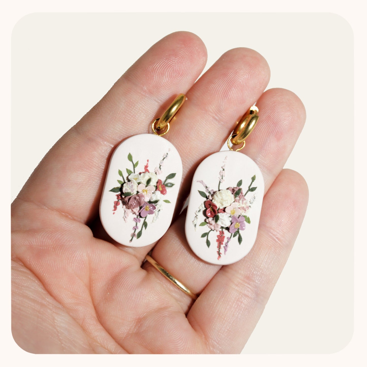 Pink Bouquet | Oval