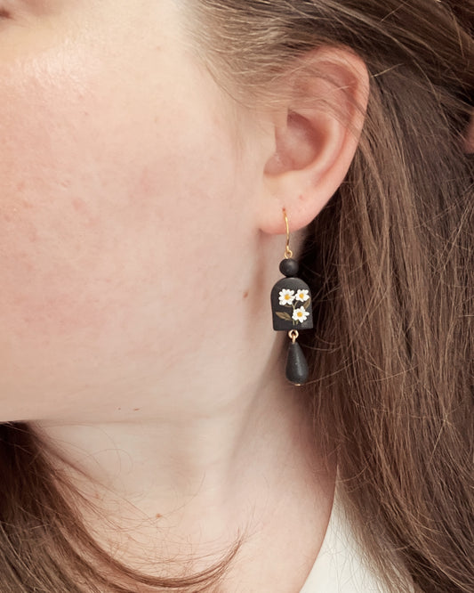 11 | Beaded Daisy Earrings