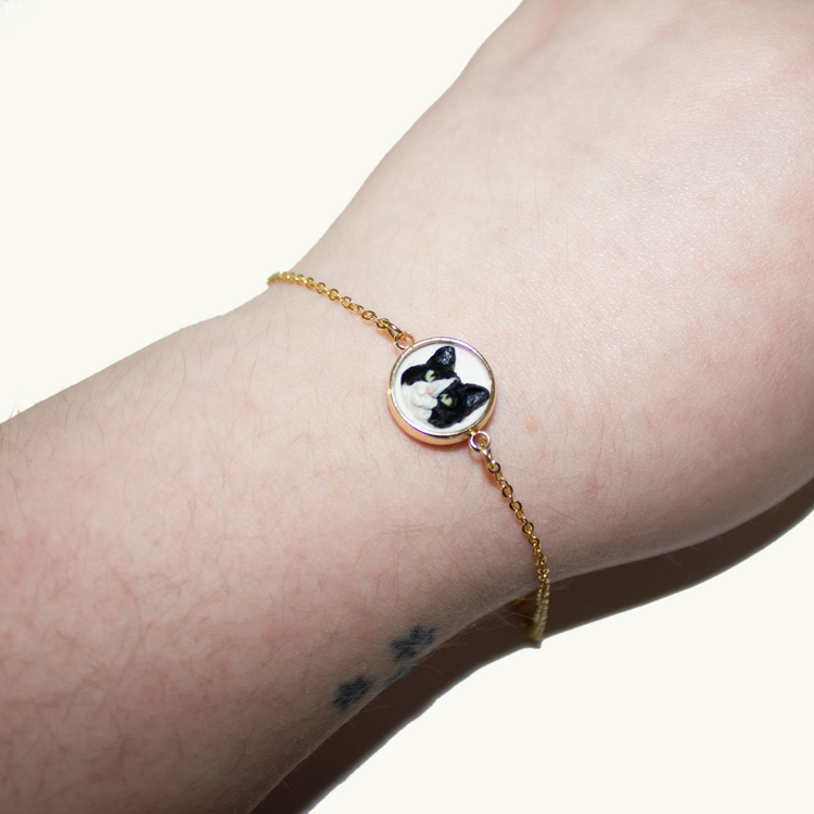 Custom Kitty Bracelet | Customs July '24