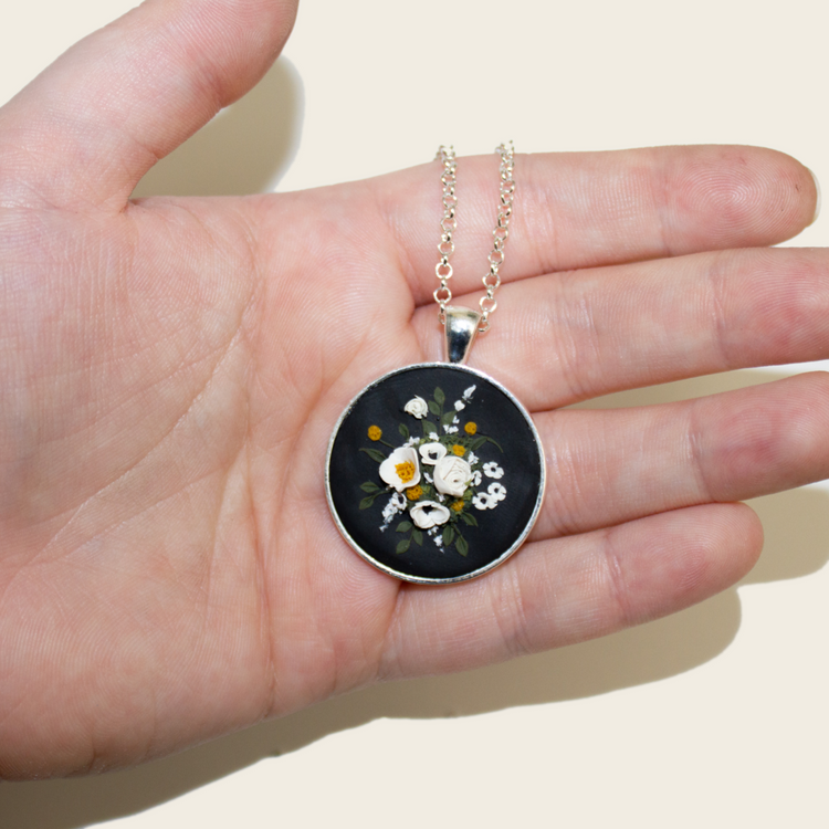 Black Bouquet Necklace | Silver
