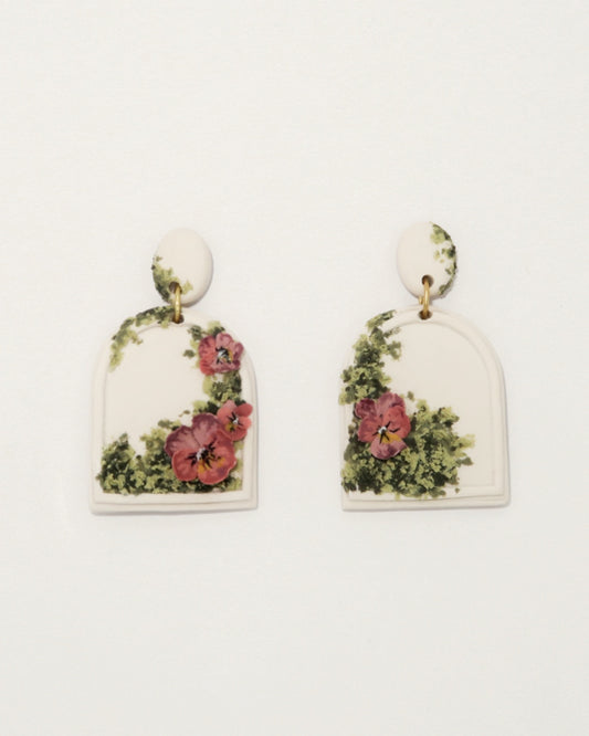 Pansies| Winding Ivy No. 1