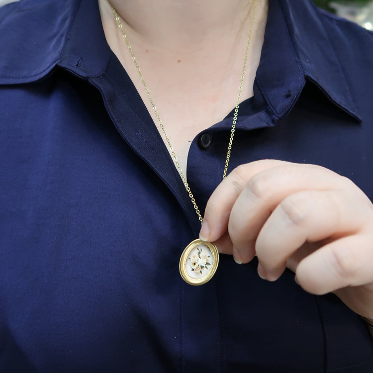 Curated Bouquet Necklace