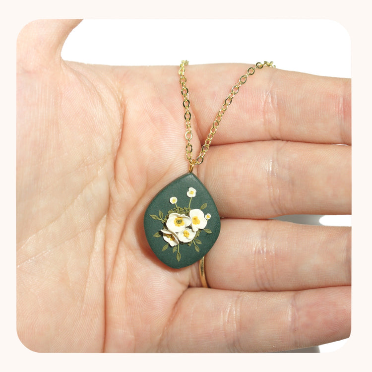 Bouquet Necklace | Pine