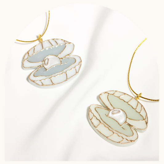 Oyster + Pearl Ornament | 2022 Collection